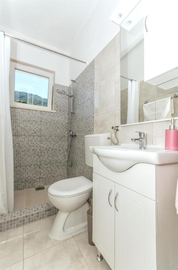 Apartments Paolo Okuklje Екстер'єр фото